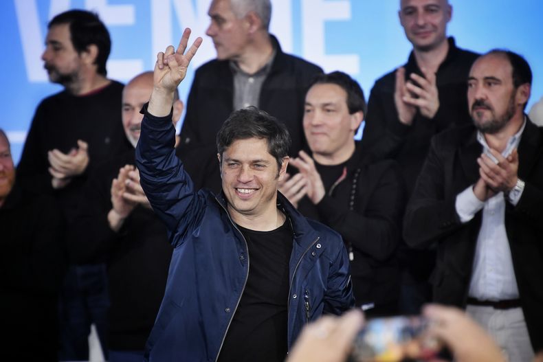 Axel Kicillof en el plenario de Mar Chiquita.