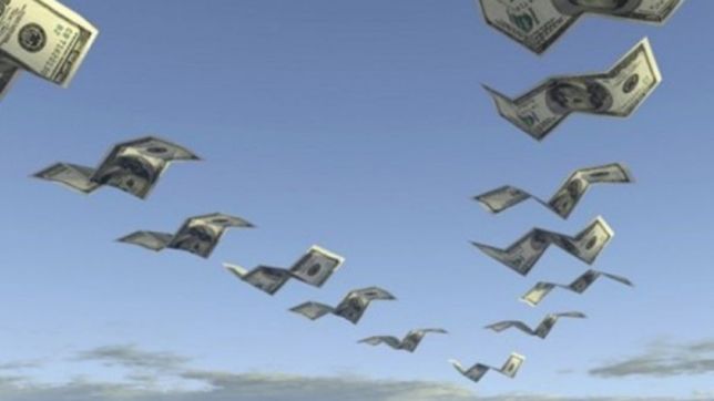 fuga masiva de capitales: se fueron us$ 20 mil millones en siete meses