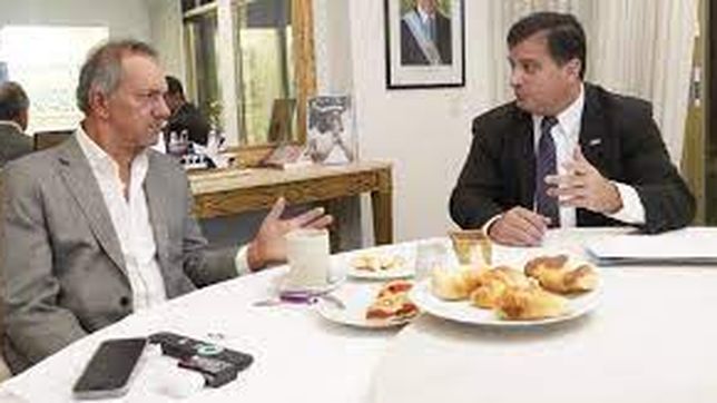 El diputado nacional por Entre Ríos Marcelo Casaretto (PJ) , junto a Daniel Scioli.