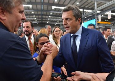 Massa anunció que habemus acuerdo con el Club de París, pero debe los detalles