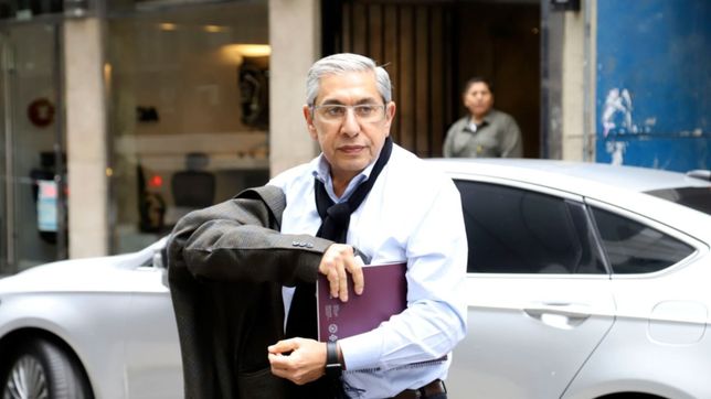 rodolfo daer, dispuesto a discutir el convenio colectivo ?si hay reactivacion?