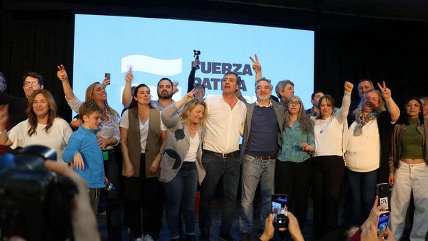 Fuerza Patria inició la campaña para 2027 en Río Negro. Martín Soria y Martín Doñate, en el centro. 