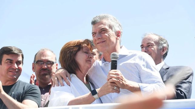 Patricia Bullrich junto a Mauricio Macri quieren apoyar a Javier Milei.