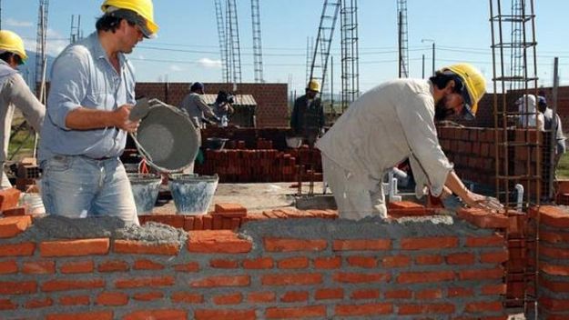 Debacle en la Construcción: sólo Río Negro, Neuquén, Santa Fe y Mendoza crearon empleos desde que asumió Milei.