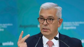 Domínguez desmiente al Presidente y descarta una suba de retenciones