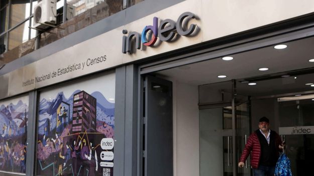 El INDEC, bajo fuego tras la renuncia de su director, no se estrenará el nuevo IPC anunciado.&nbsp;