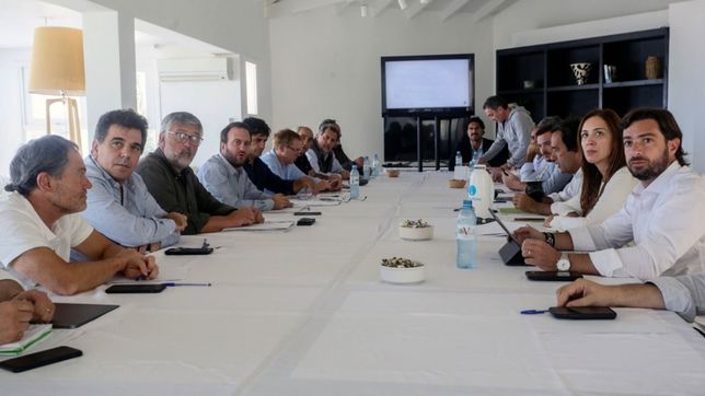 retiro de crisis: encierro, escrache y agenda social en chapadmalal