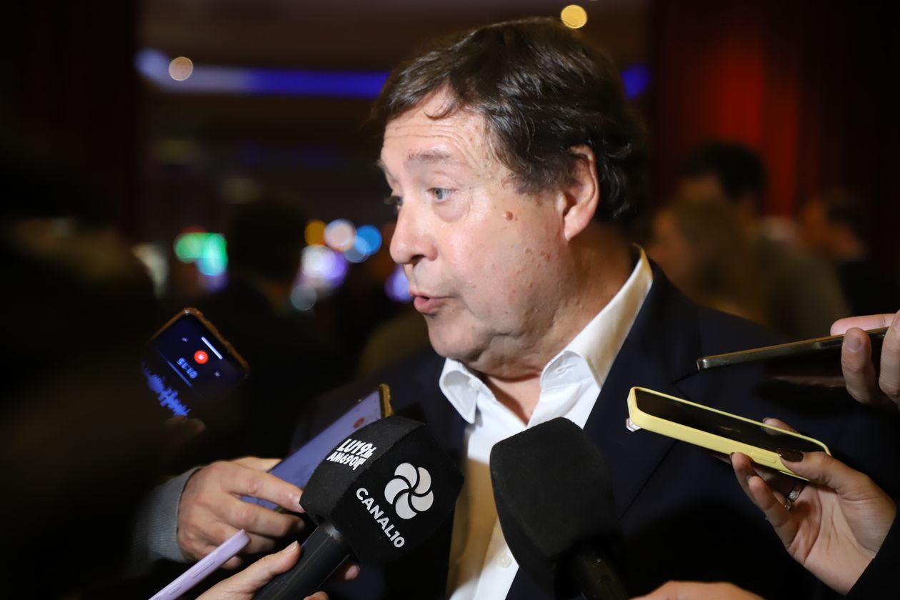 Río Negro: Alberto Weretilneck pidió autorización para tomar deuda por $60.000 millones
