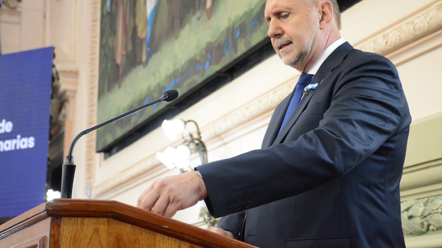 El gobernador Omar Perotti esquivó darle su apoyo a la fórmula Wado - Manzur