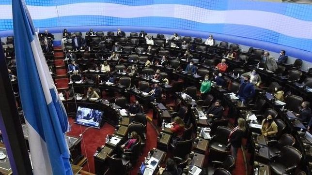 massa y kirchner planean vaciarle el recinto a jxc en los temas calientes