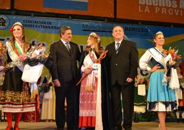 La representante de Polonia fue la elegida como Reina Provincial del Inmigrante