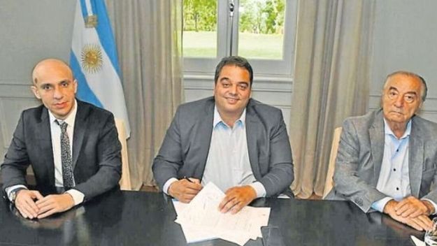 AFIP denuncia empleo en negro en el súper que el Gobierno salvó de la quiebra