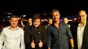 Gabriel Bornoroni, Javier Milei y Martín Menem en el Festival de Jesús María