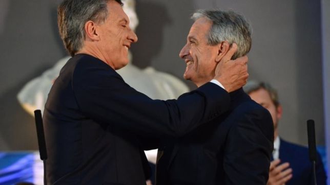 macri tiene su propio ibarra para marcar a riquelme en la rosca de boca