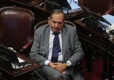 Alperovich va a juicio oral, acusado de abuso sexual