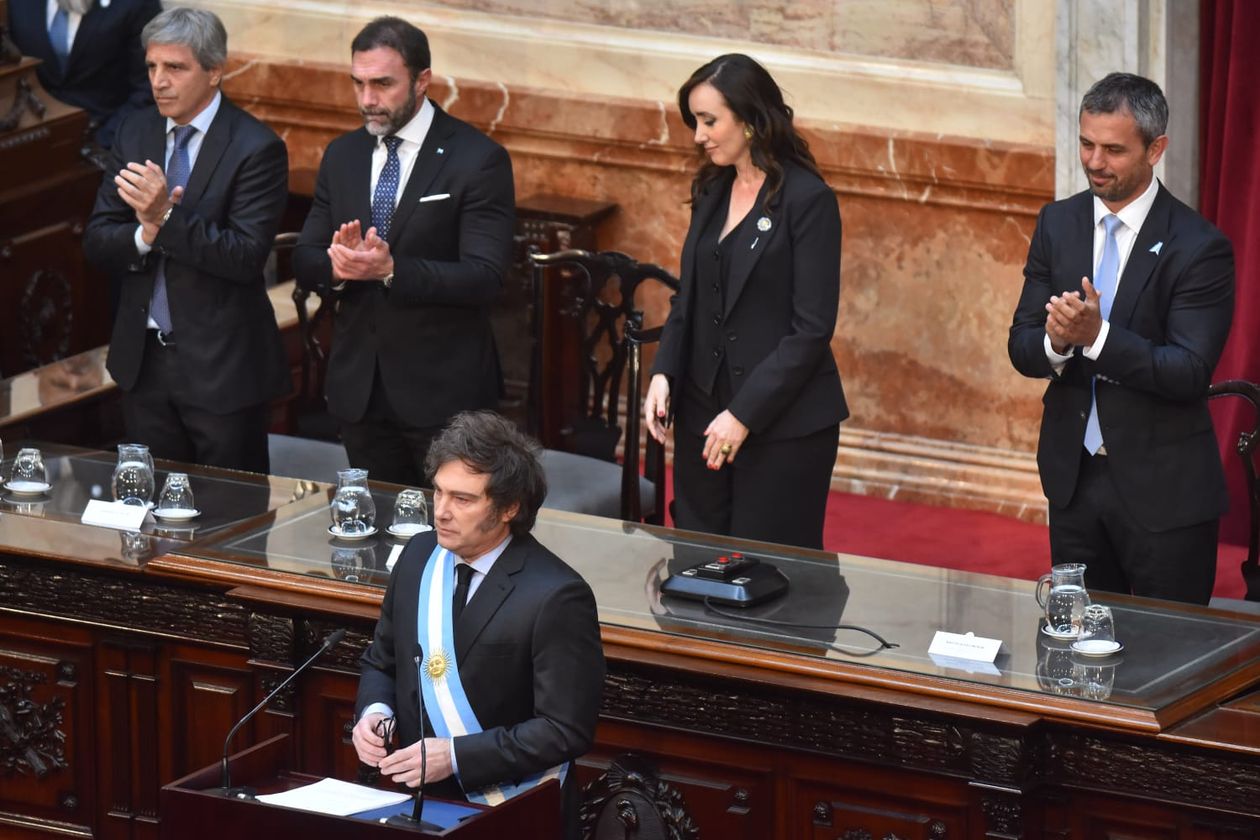 Javier Milei presenta el Presupuesto en el Congreso.