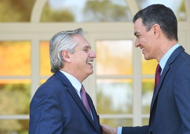 Deseo y realidad: los cepos que complican la colecta de Fernández en Europa