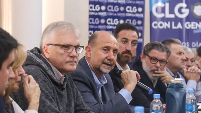 con la emergencia trabada, perotti pisa el default y patea pagos