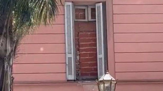 El misterio de la ventana tapiada en la Casa Rosada
