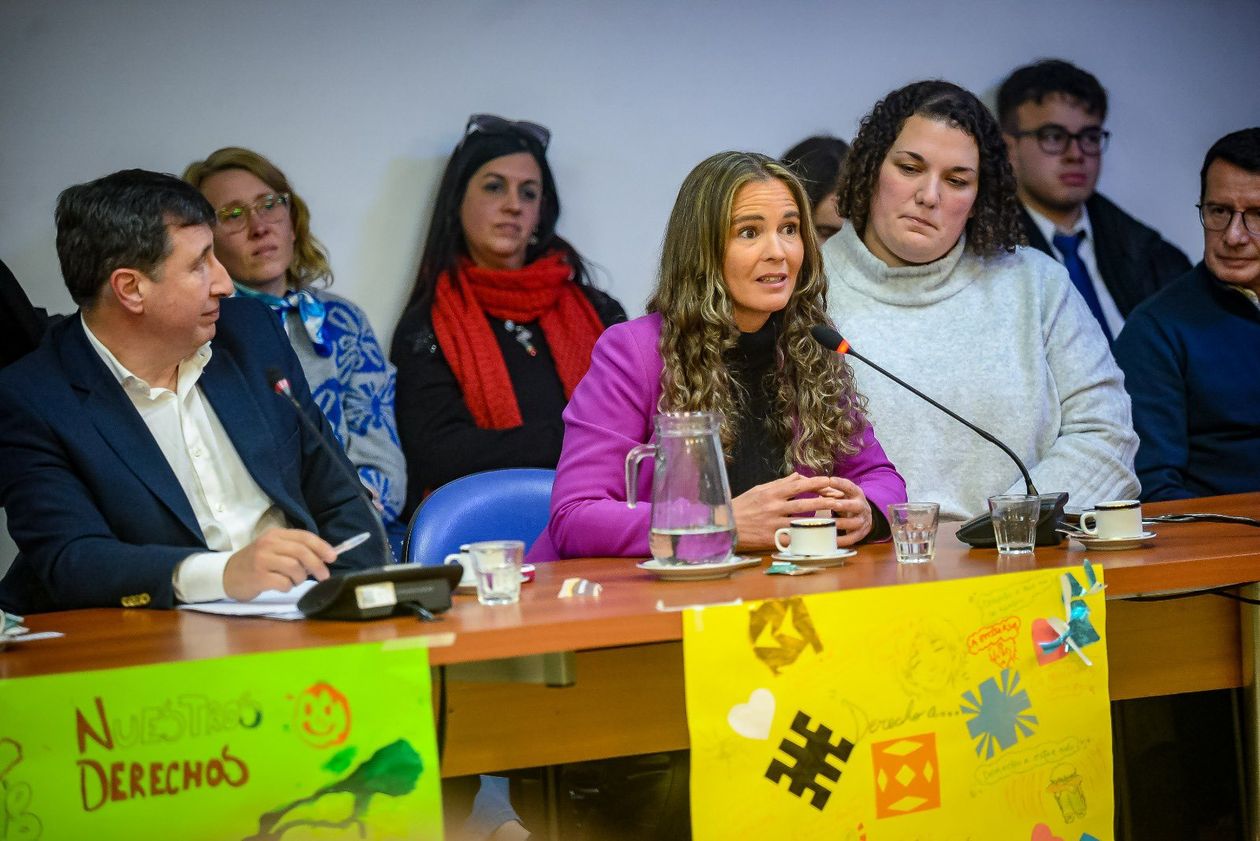Victoria Morales Gorleri y Dina Rezinovsky, juntas en un debate