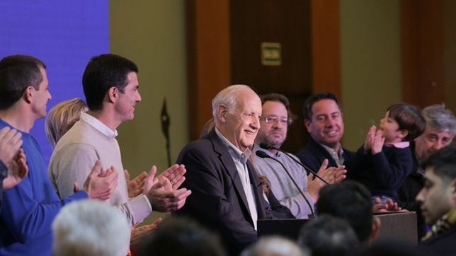 lavagna recoge el guante y ofrece contribuir a la ?estabilizacion?