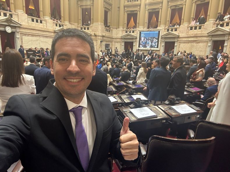 Adrián Ravier en el Congreso: debutó justificando la avanzada contra las universidades públicas, aunque es docentes de la Universidad Nacional de La Pampa.