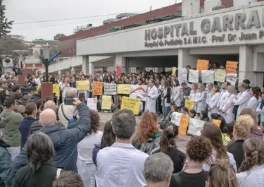 El ajuste sin fin de Milei: quién paga el costo de la motosierra en obras, salud, educación y ciencia