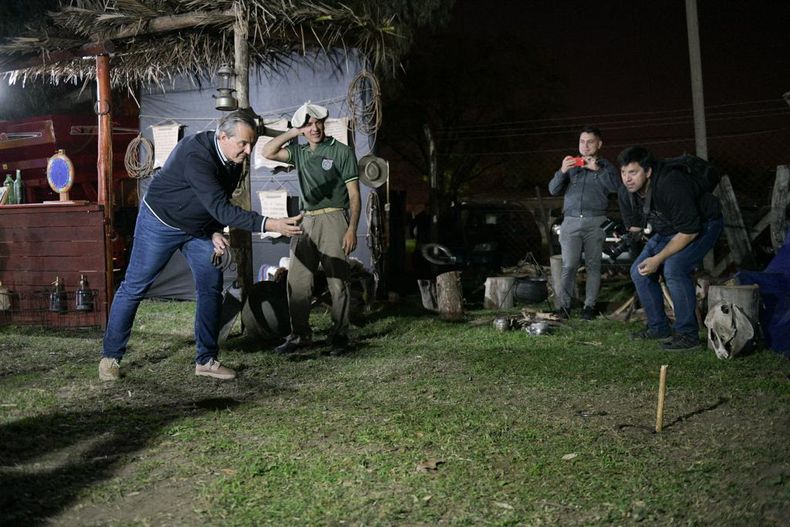 Adán Bahl cerrará su campaña con recorridas y reuniones minimalistas, en localidades pequeñas.