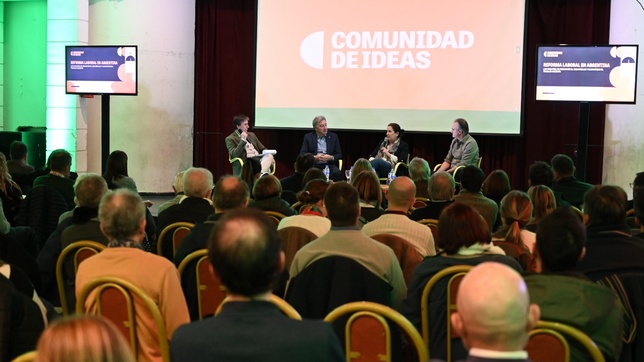 Primera edición de Comunidad en Ideas, en Rosario, pero con el objetivo de llegar a otros puntos del país.