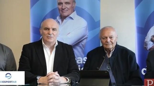 un video y un testimonio, las cartas de espert para que no lo baje la rosada