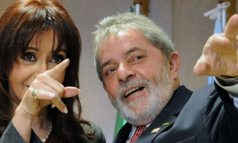 CFK junto a Lula Da Silva. El abogado de la expresidenta lanza la campaña CFK junto a Lula Da Silva. El abogado de la expresidenta lanza la campaña