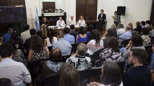 los diputados de lousteau piden una ley de educacion para la ciudad los diputados de lousteau piden una ley de educacion para la ciudad