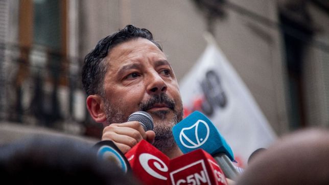 menendez, a massa: ?no hay lugar para esa ancha avenida del medio?