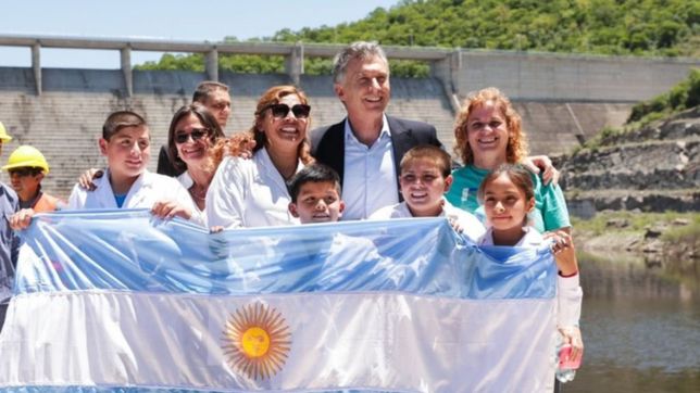 cada argentino pondra unos $900 para compensar a las empresas de gas cada argentino pondra unos $900 para compensar a las empresas de gas