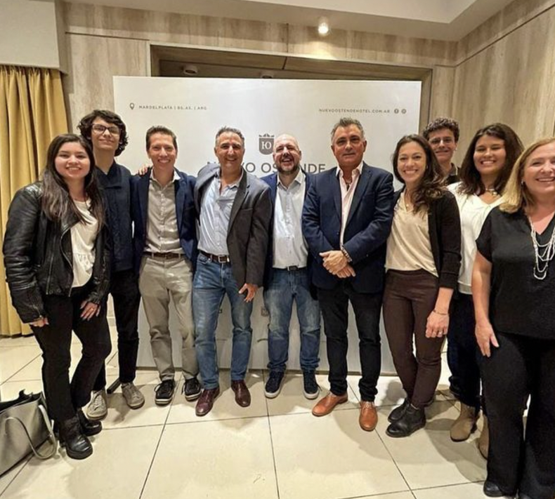 Santamarina responde al armado de Karina Milei y Sebastián Pareja.