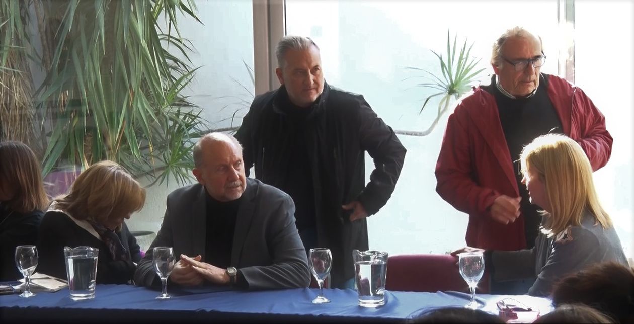 Perotti, Lewandowski y el presidente del PJ, Ricardo Olivera, en la reunión posterior a la primera derrota electoral del año en las PASO.