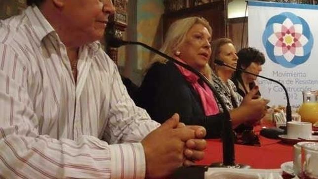 toty flores acuso el golpe y hablo de ?un vuelto? por denunciar a anibal fernandez