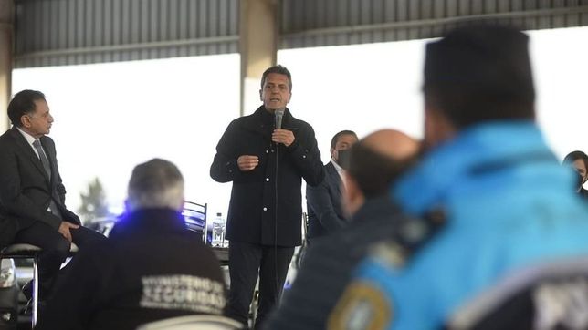 massa salta a la cancha con una gira federal
