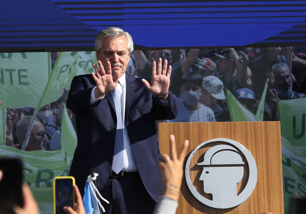 alberto paren2.jpg