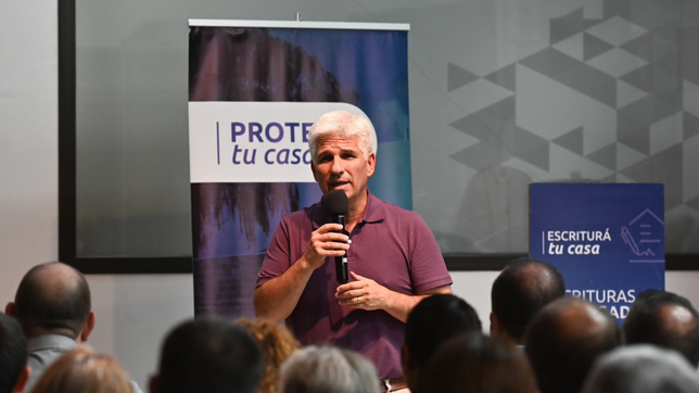 San Luis: denuncian a Claudio Poggi por simular una crisis para sumarse al ajuste de Javier Milei.