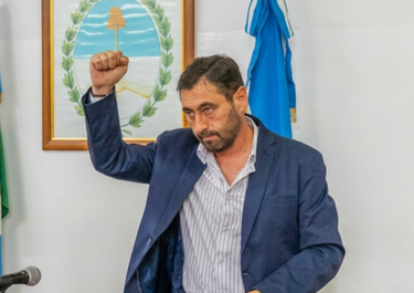 Río Negro. El intendente de Allen retomó el control del municipio luego de meses de tensión y ahora apunta contra quienes impulsaron su suspensión.