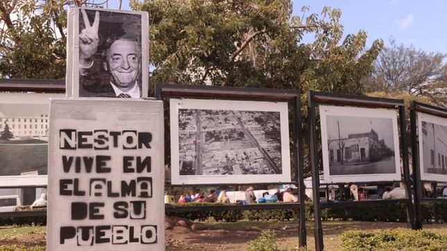 moron: la justicia desestimo la remocion del busto de nestor y deberia reponerse