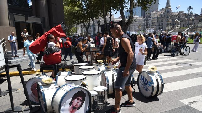 Con Buenos Aires como epicentro, el paro de la CGT por la reforma laboral también se hizo sentir en Rosario.