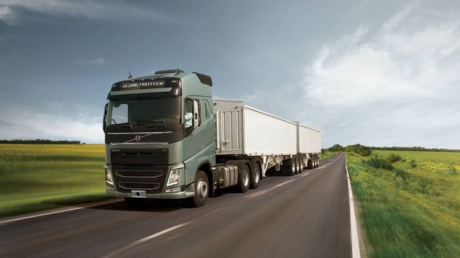 Losbitrenes en Argentina circulan principalmente por las RutasNacionales como la la RN 12 y RN 14 desde Zárate hasta Virasoro, yla RN 9 entre Córdoba y Buenos Aires. 