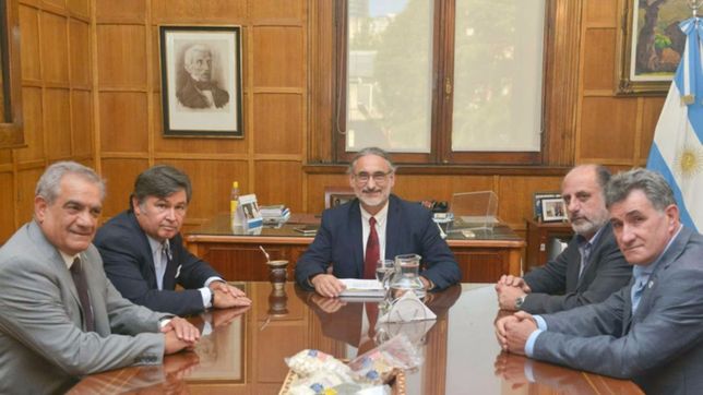 el gobierno dejo en stand by el aumento de retenciones