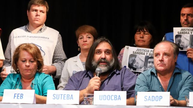 los docentes le aceptan a kicillof el reperfilamiento de la clausula gatillo