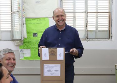 Omar Perotti analiza volver a competir en el ámbito local