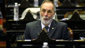 FMI: mientras La Cámpora deshoja la margarita, JxC confirma que acompaña