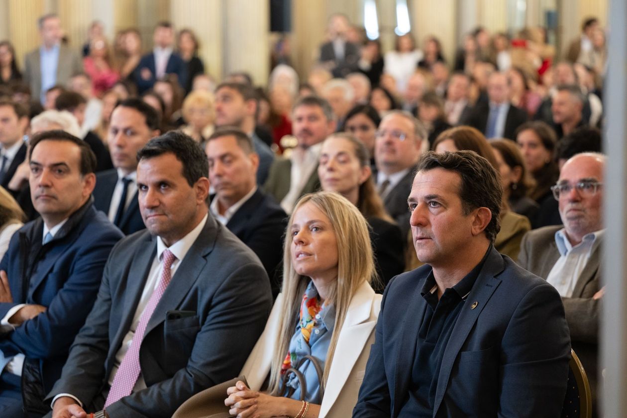 El secretario administrativo de la Legislatura, Cristian Gribaudo, la secretaria de Administración General y Presupuesto del Poder Judicial porteño Genoveva Ferrero, el secretario de Justicia de la Ciudad, Francisco Quintana y el flamante Fiscal General porteño, Martín López Zavaleta, en la audiencia por el fuero laboral porteño