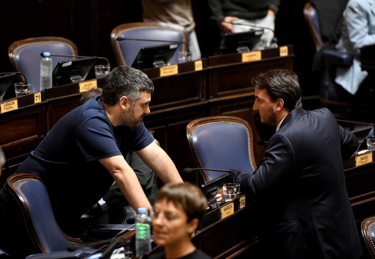 Facundo Tignanelli (UP) y Agustín Romo (LLA)